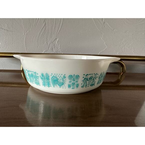 Pyrex Butterprint Turquoise Sm (w lid) & Med Refrigerator Dish, Round Casserole - Picture 5 of 9